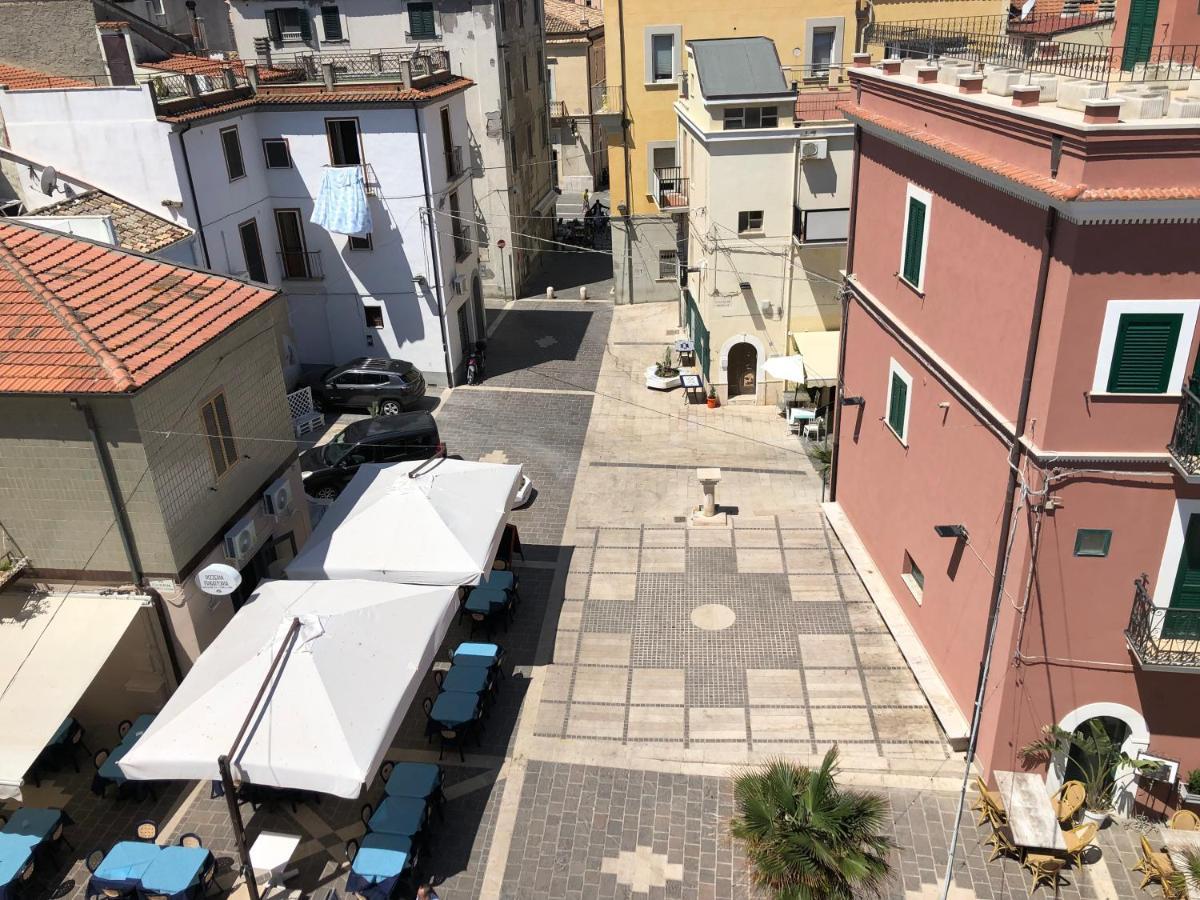 La Finestra Sul Porto Holiday home *