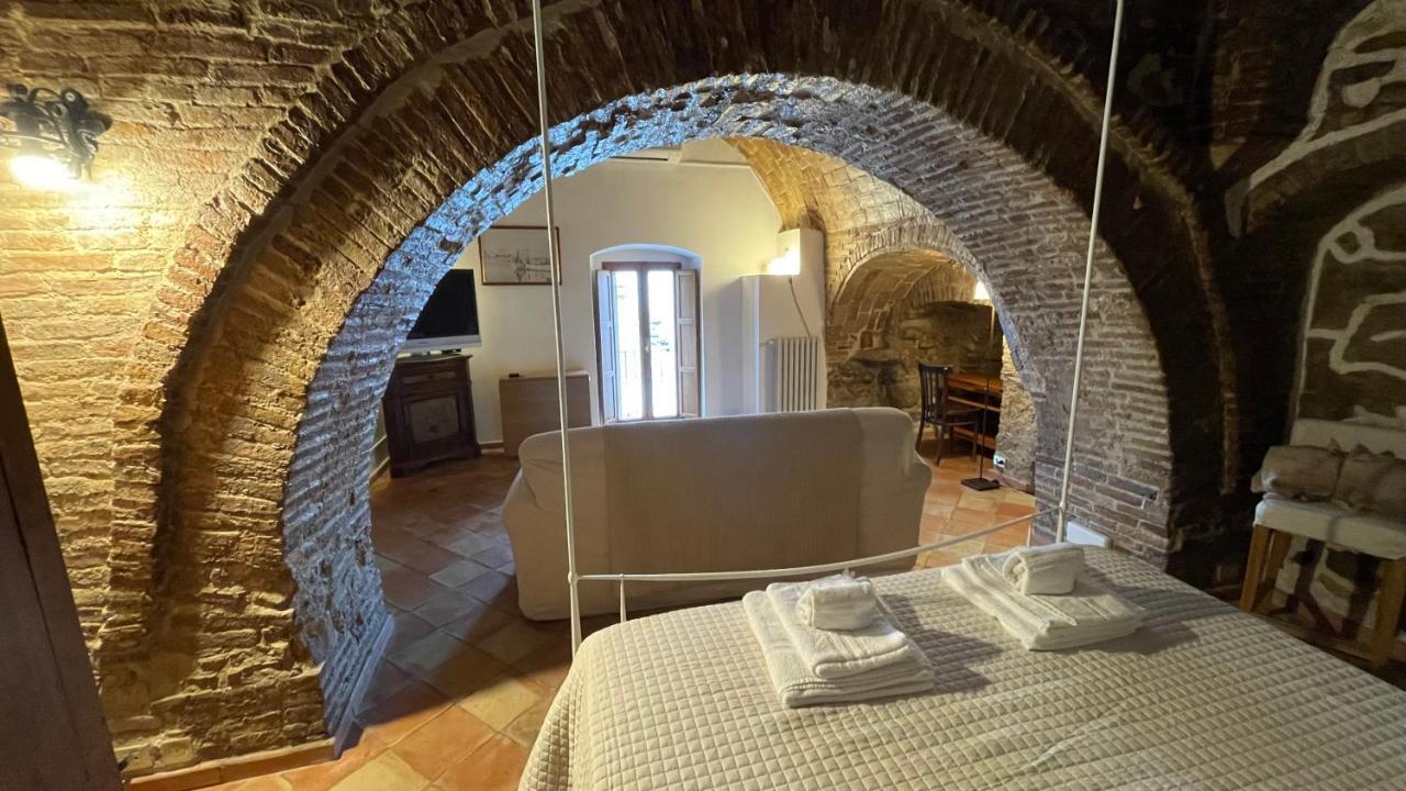 La Finestra Sul Porto Ferienhaus *